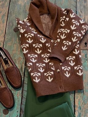 Shawl Collar Sweater Cardigan Size Medium NWT